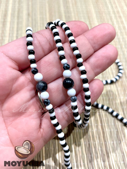 ELEGGUA Black and White  Necklace/Eleke/Collar - Santeria/Yoruba